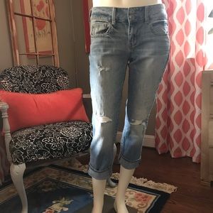 AEO Artist Crop distressed stretch jeans